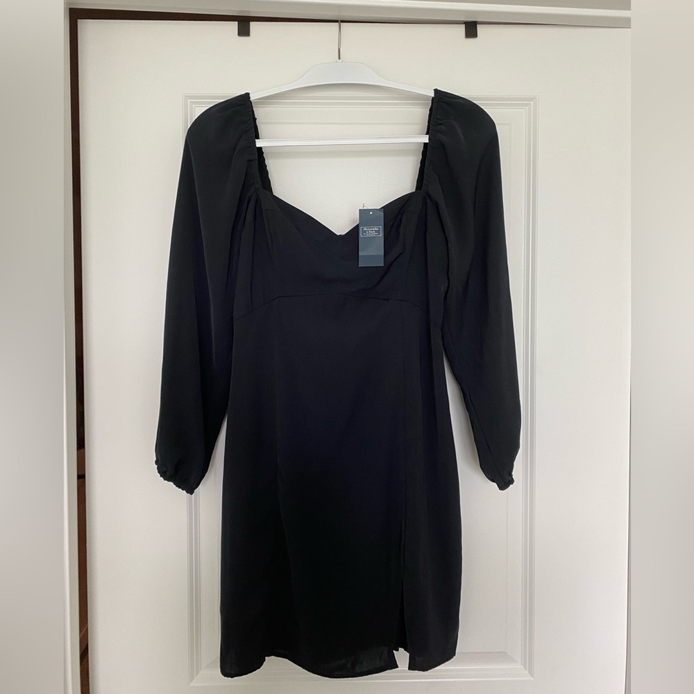NWT Abercrombie & Fitch Black Mini Dress in Size Small